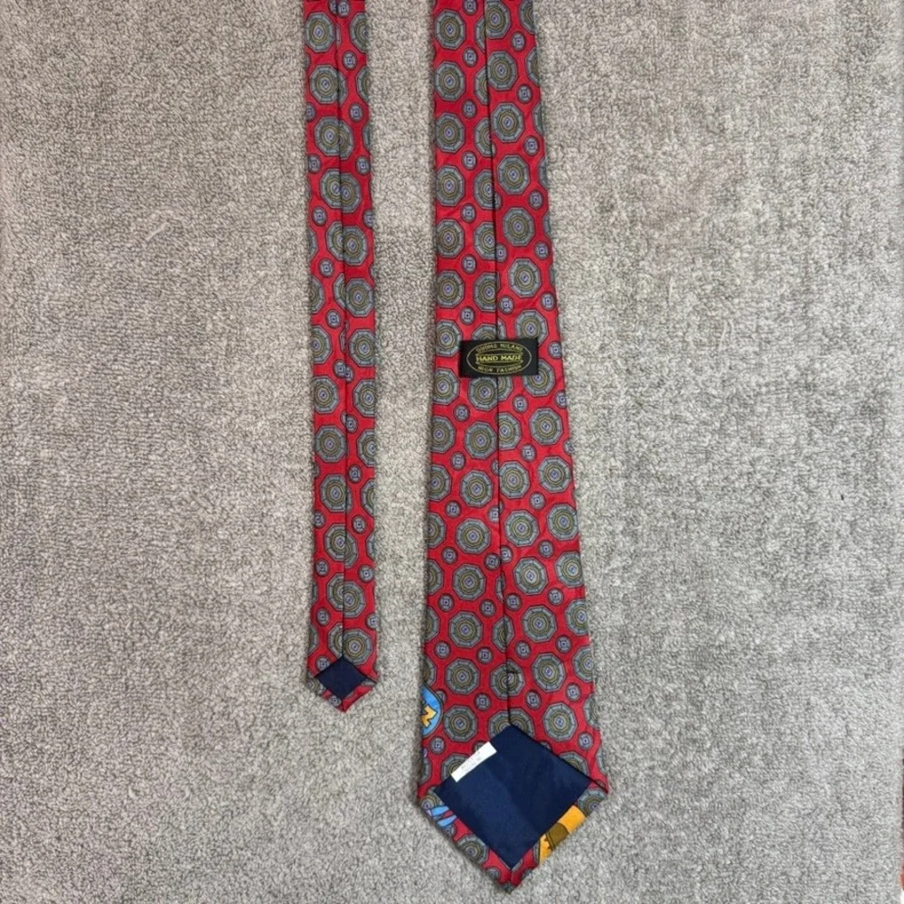 Duomo Milano Mens Silk Tie Red Geometric Novelty Golf Graphic Hand Made Italy